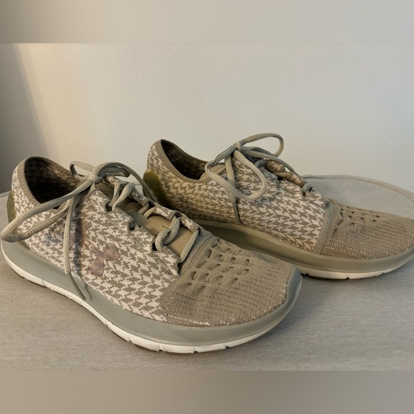 Under Armour Men's Speedform Slingride sneakers - size 10 - Picture 4 of 9